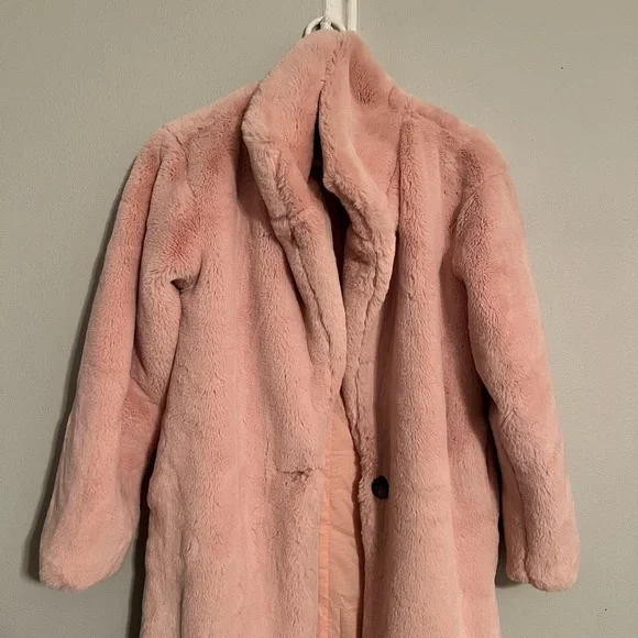 Pink teddy coat - Picture 2 of 10